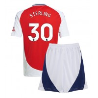 Camiseta Arsenal Raheem Sterling #30 Primera Equipación Replica 2024-25 para niños mangas cortas (+ Pantalones cortos)